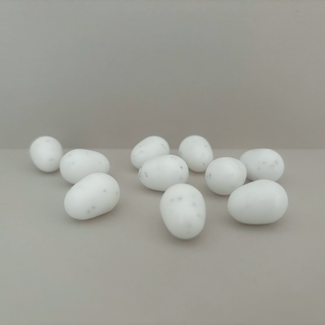 6405 Plastic Ei Tropen - Kunsteitjes - 10 Stuks
