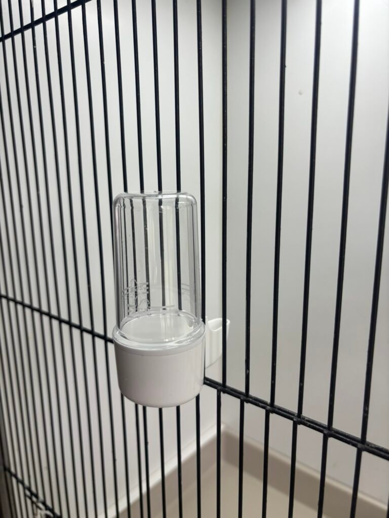 2GR Vogeldrinkfontein Meta – Wit – Hoge Voet – 75 ml - Tweede afbeelding