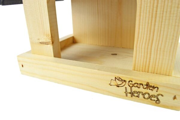 Garden Heroes Voederhuis Avia met Zwart Dakje - Vijfde afbeelding